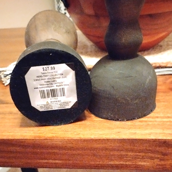 2-PIECE OMBRE WOODEN CANDLE HOLDERS - Picture 2 of 5